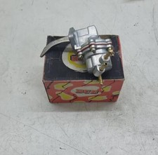 Pompe à essence Talbot 1301