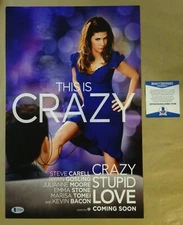 Signed MARISA TOMEI Autographed CRAZY STUPID LOVE Photo 11"x17" BECKETT BAS COA