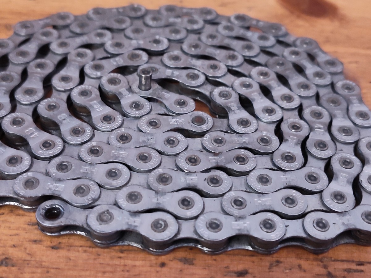 Shimano Dura Ace 7701 (7700) 9-speed Chain 108 | eBay