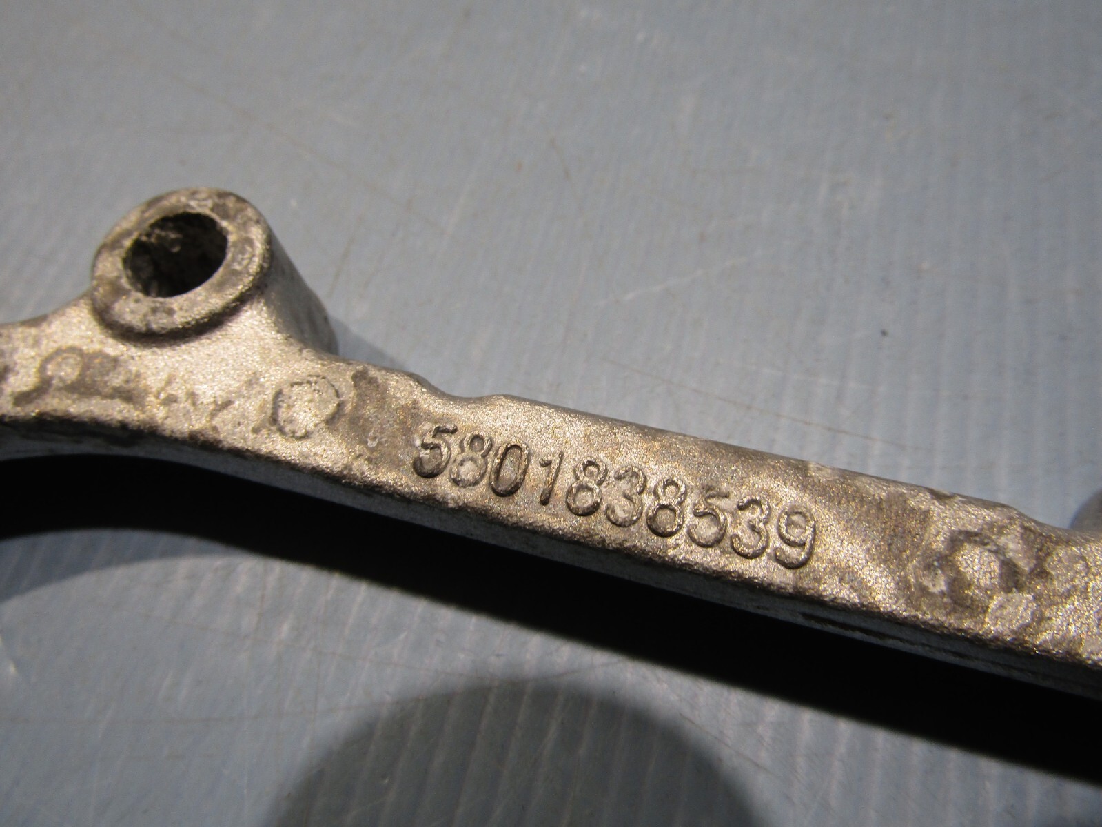 OIL SUMP HOLDER BRACKET FOR IVECO DAILY FIAT DUCATO 2.3 Diesel  