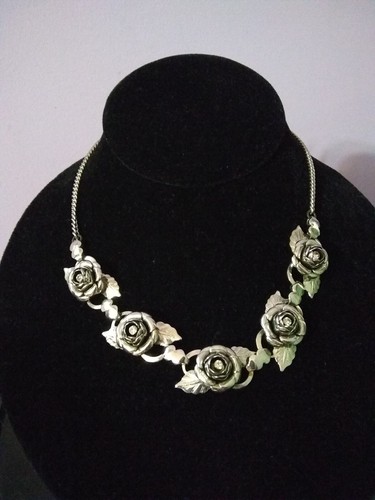 Vintage Silver Metal Choker: Roses and Rhinestones