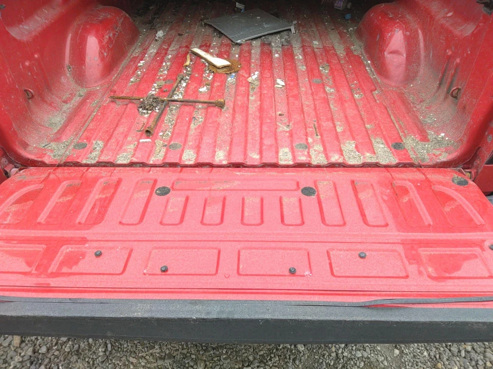 Trunk/decklid/hatch/tailgate CHEVY SILVERADO 1500 14 15 16 17 18 19 Foto 3 de 3