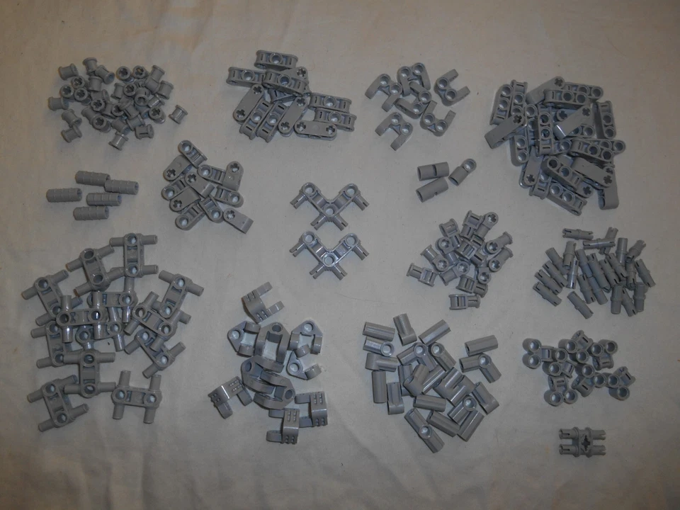 LEGO Technic 200 Piece Pin Axle Connectors Light Bluish Gray Pack Lot Mindstorms - Image 2 of 4
