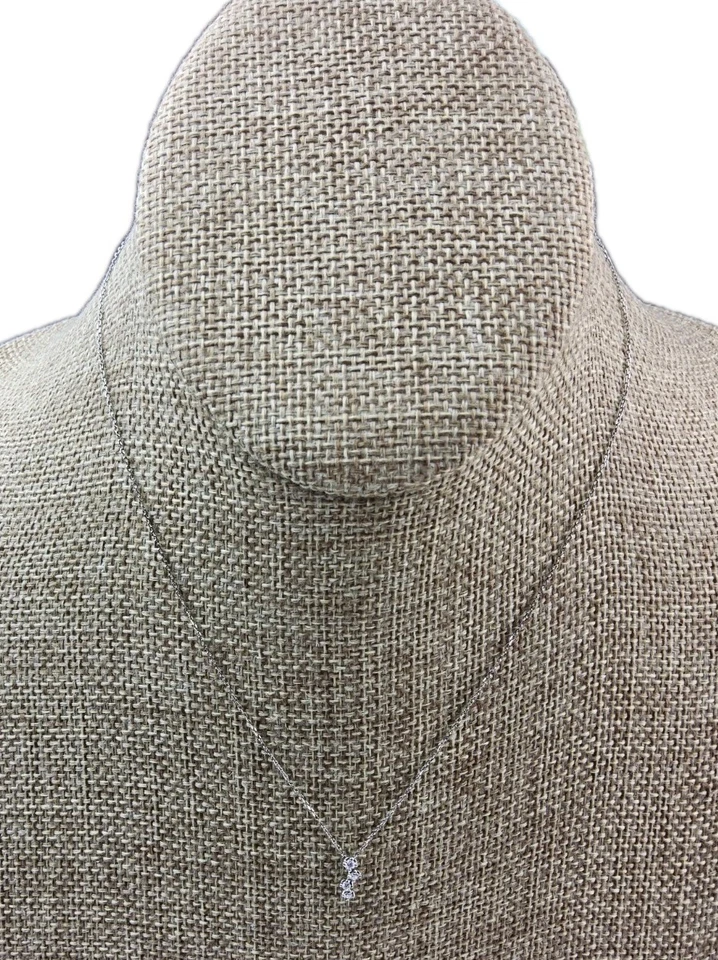 4C Platinum Natural Diamond 4 Stone Necklace - Image 4 of 4