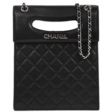 Chanel Black Lambskin Delivery Cutout 2way Handbag 186776