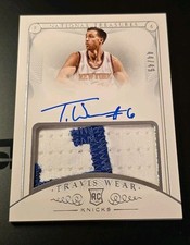 2014-15 Panini National Treasures Travis Wear Auto #44/49 RC  #133 GAME WORN MAT
