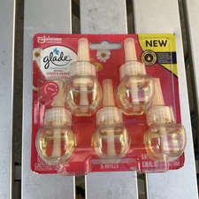 Lot 5 Glade Plugins Scented Oil Refill, Joyful Citrus and Daisies, 3.35 Fl oz