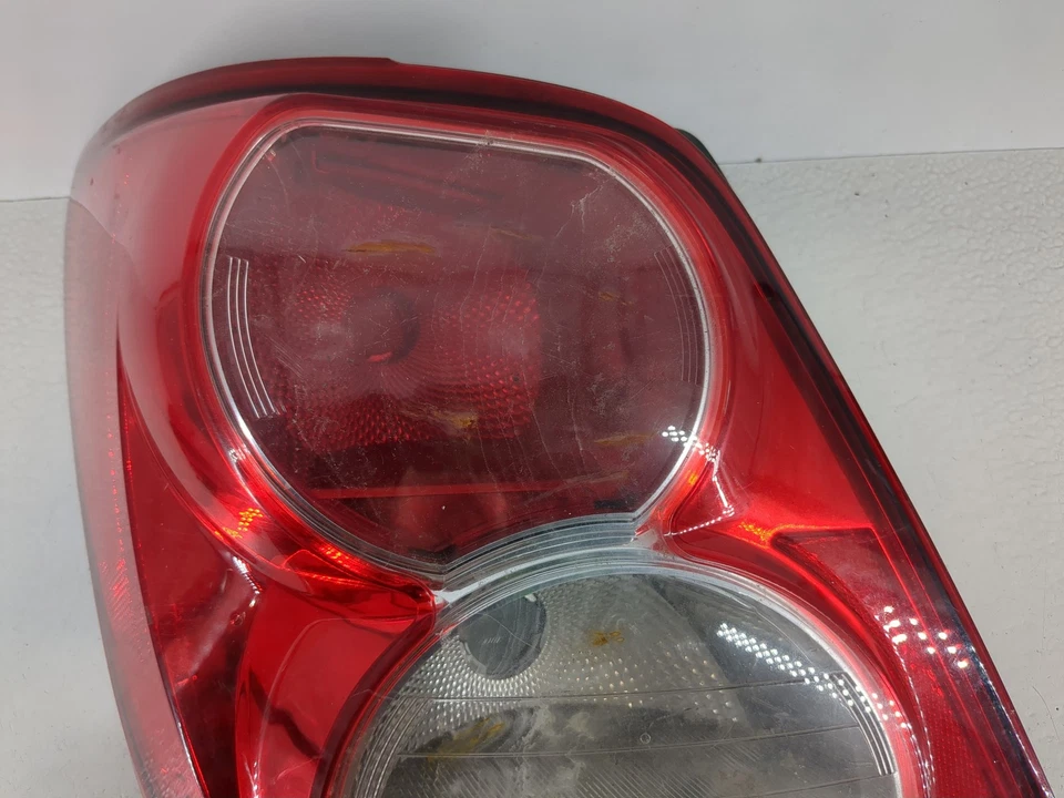 2012 雪佛兰声波驱动器左侧尾灯尾灯 Oem KKMVN — 第 3/4 张图片