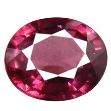 1.02 ct AAA Awe-inspiring Oval Shape 7 x 6 mm Pinkish Red Rhodolite Garnet