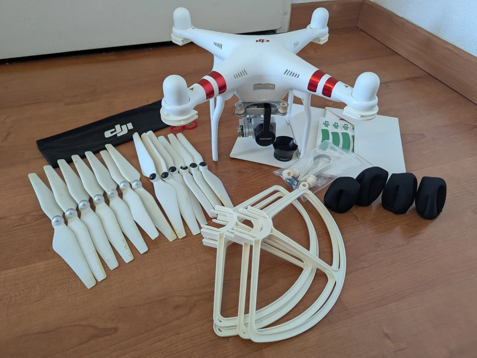 DJI Phantom 3 Standard–défaut portée WiFi à réparer–caméra gimbal OK+accessoires - Photo 1/4
