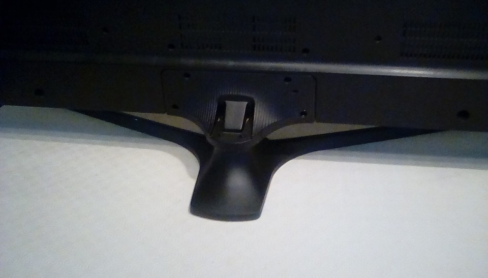 Samsung 48 inch tv, spares or repair only. eBay