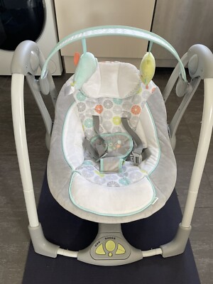 Ingenuity Hugs & Hoots Babyschaukel Babywippe