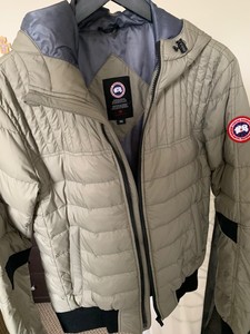 canada goose jacket men's medium