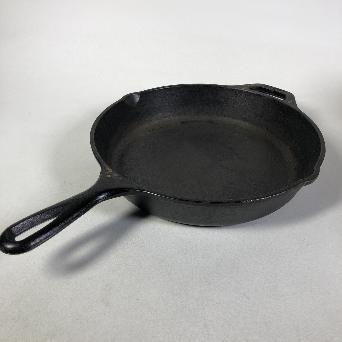 LODGE 2 USA Made 8SK Double Spout 10