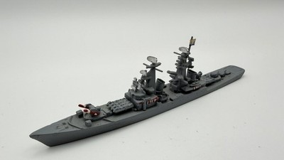 Delphin 3 Kynda USSR Russian Guided Missile Cruiser Water Ship 1962 Scale 1/1250