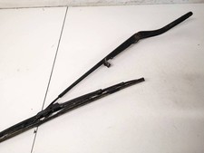 BMW X5 2003 Wiper Blade 7132216, Genuine FR1786698-96