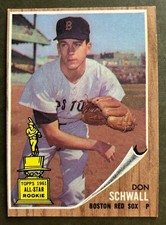 1962 Topps #35 Don Schwall P - Boston Red Sox (ALL-STAR ROOKIE)