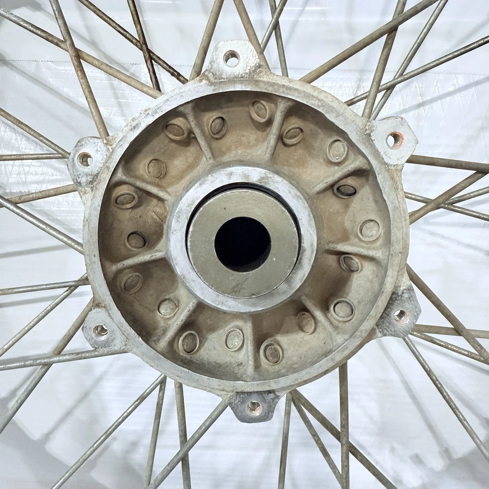 1996 - 2000 Suzuki RM 125 250 OEM 19" Rear Wheel Rim Hub For Bike Foto 4 de 4