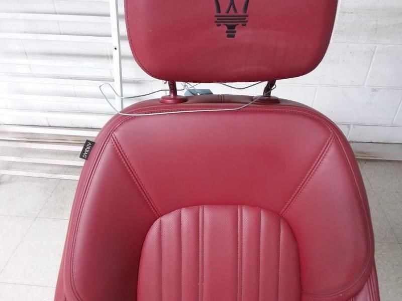 Maserati Levante 2017 FRONT+LEFT Seat