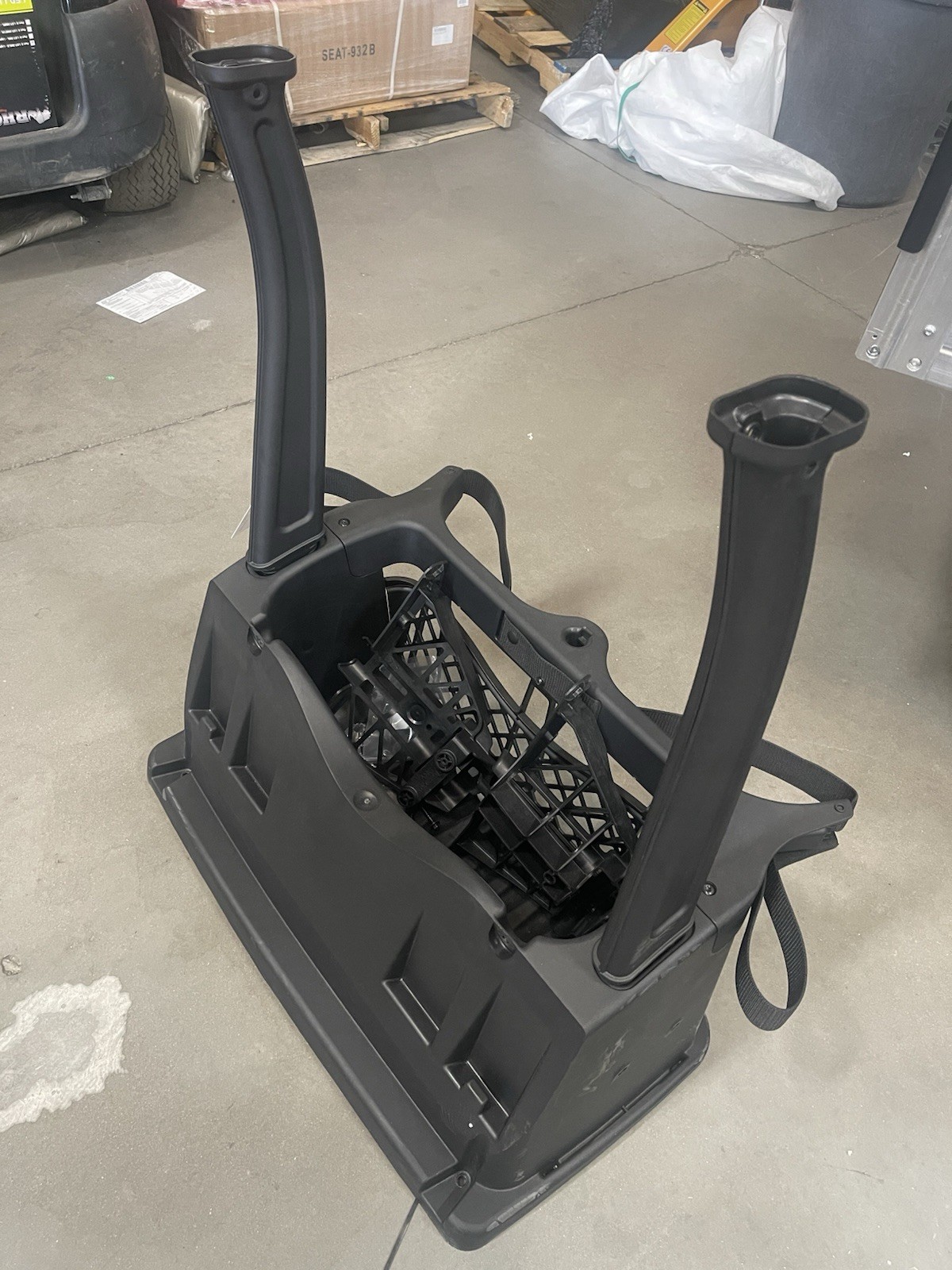 Club Car Tempo/Precedent Golf Cart Bag Rack, Sweater Basket, Missing ...