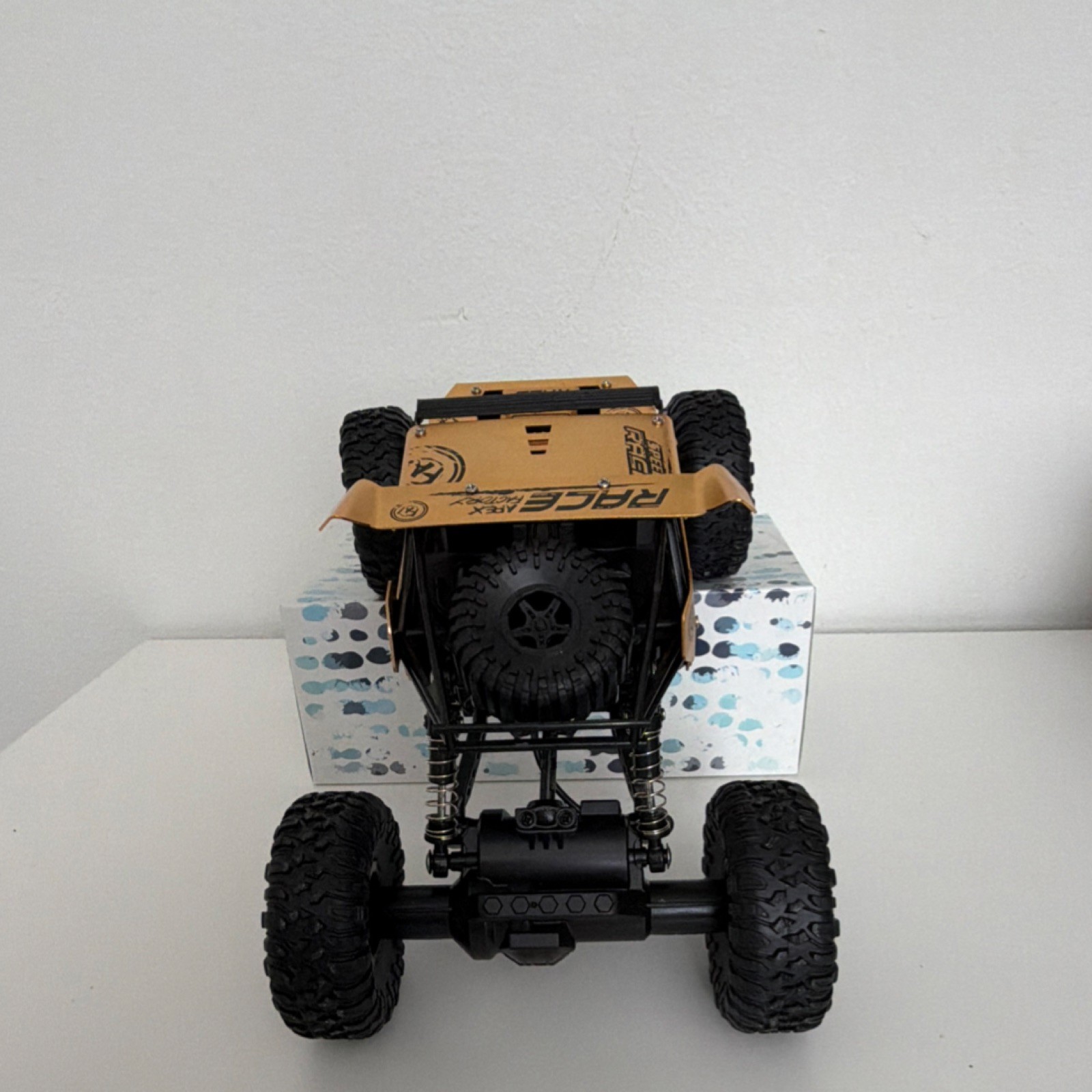 AREX Factory Race RACE 1:18 4WD Electric Brushed RC Monster Truck RTR - Image 4