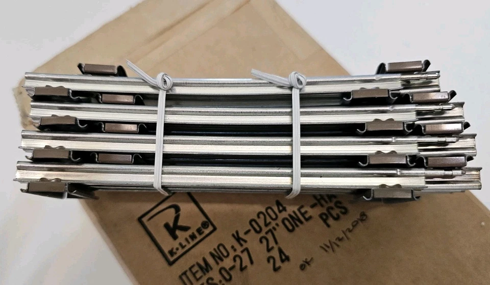 New Box K Line K-0204 O27 Tubular Half Curve Track - 20 Pieces, Brown Ties - Image 2 of 3