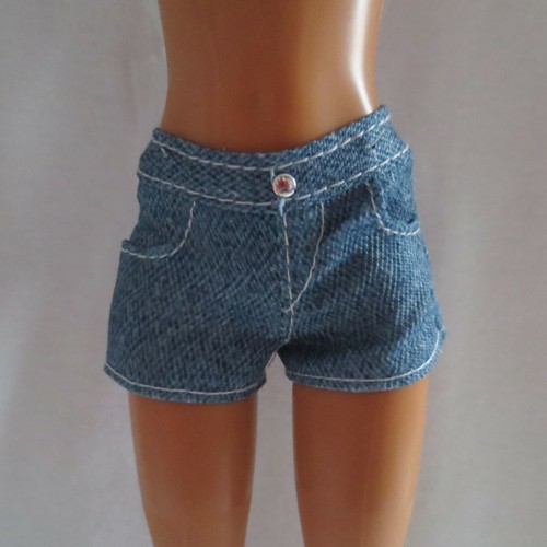 NEU! 2020 Barbie Extra Puppe blau Denim Jeans Shorts ~ Fashionista Hose Kleidung - Bild 3 von 4
