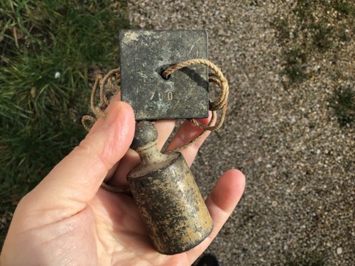 ancien et complet fil a plomb en bronze - Foto 2 di 7
