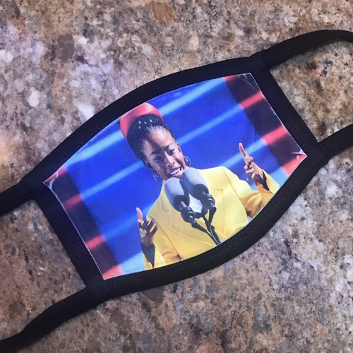 African American Poet Amanda Gorman Face Mask Reusable Washable Double Layer - Picture 2 of 2