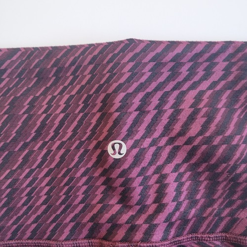 Lululemon Wunder Under Crop Hi-Rise Shifted Horizon Red Grape Black Sz 4 - Picture 7 of 8