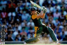 AB de Villiers Signed 12X8 Photo South African Cricket Legend AFTAL COA (2654) AB de Villiers Signed 12X8 Photo South African Cricket Legend AFTAL COA (2654)