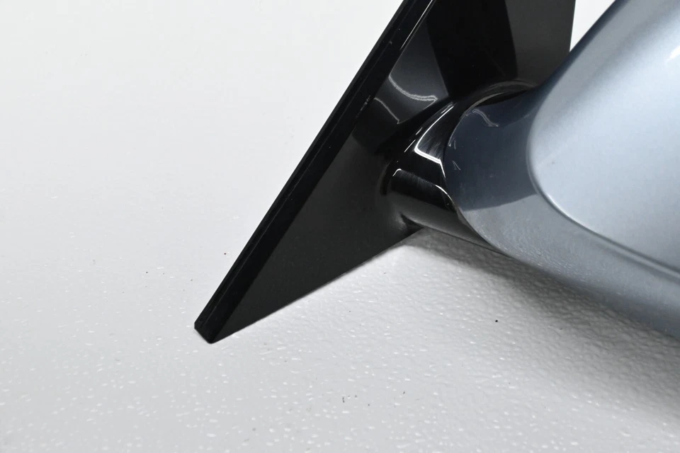 Left Driver Side Mirror Power Fold Silver OEM BMW E82 E88 128i 135i 2010-13 - Image 2 of 4