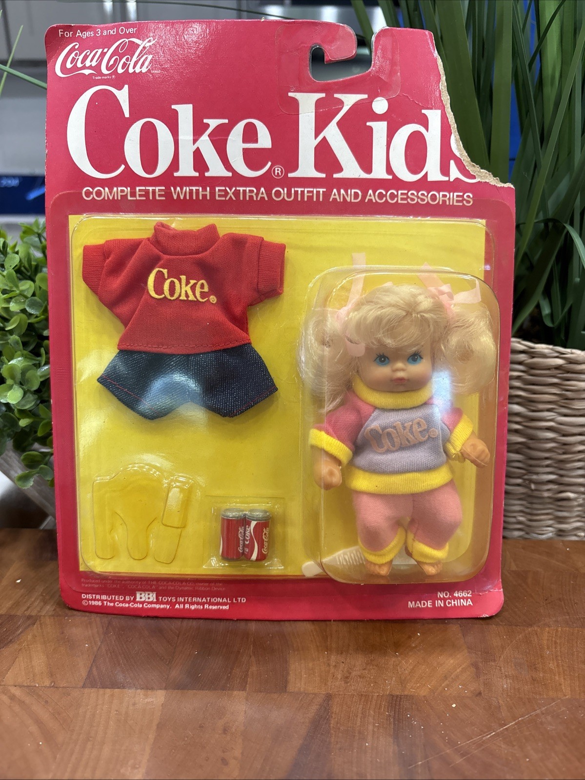 Vtg RARE 1986 Coca Cola Coke Kids Doll Figure 2 Outfits BBI Card Package 4662