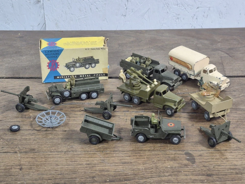 Lot Jouet Ancien Véhicule Militaire FJ - Photo 2/4