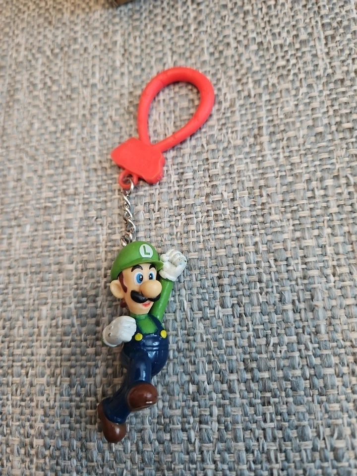 Коллекционная фигурка Nintendo Luigi Super Mario Bros. рюкзак Buddy брелоки - Изображение 2 из 4