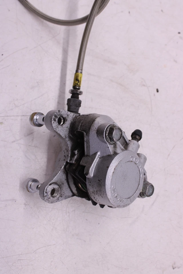 01-04 PINZA DE FRENO DELANTERA SUZUKI INTRUDER 1400 VS1400GLP OEM Foto 4 de 4