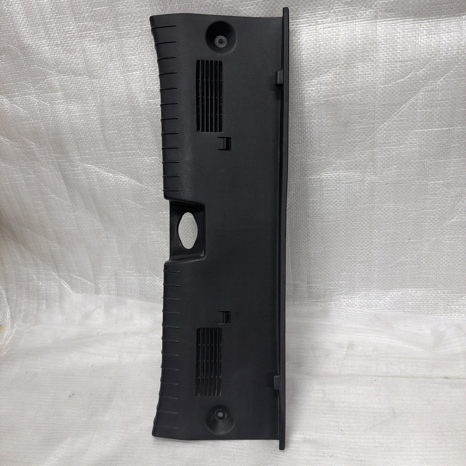 2017 2022 Hyundai IONIQ  Rear Lower Trunk Trim Scuff Cover 85771 G2000