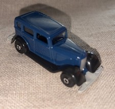 Matchbox 33 Plymouth Sedan Toy Car - Blue 2017 Matchbox 33 Plymouth Sedan Toy Car - Blue 2017