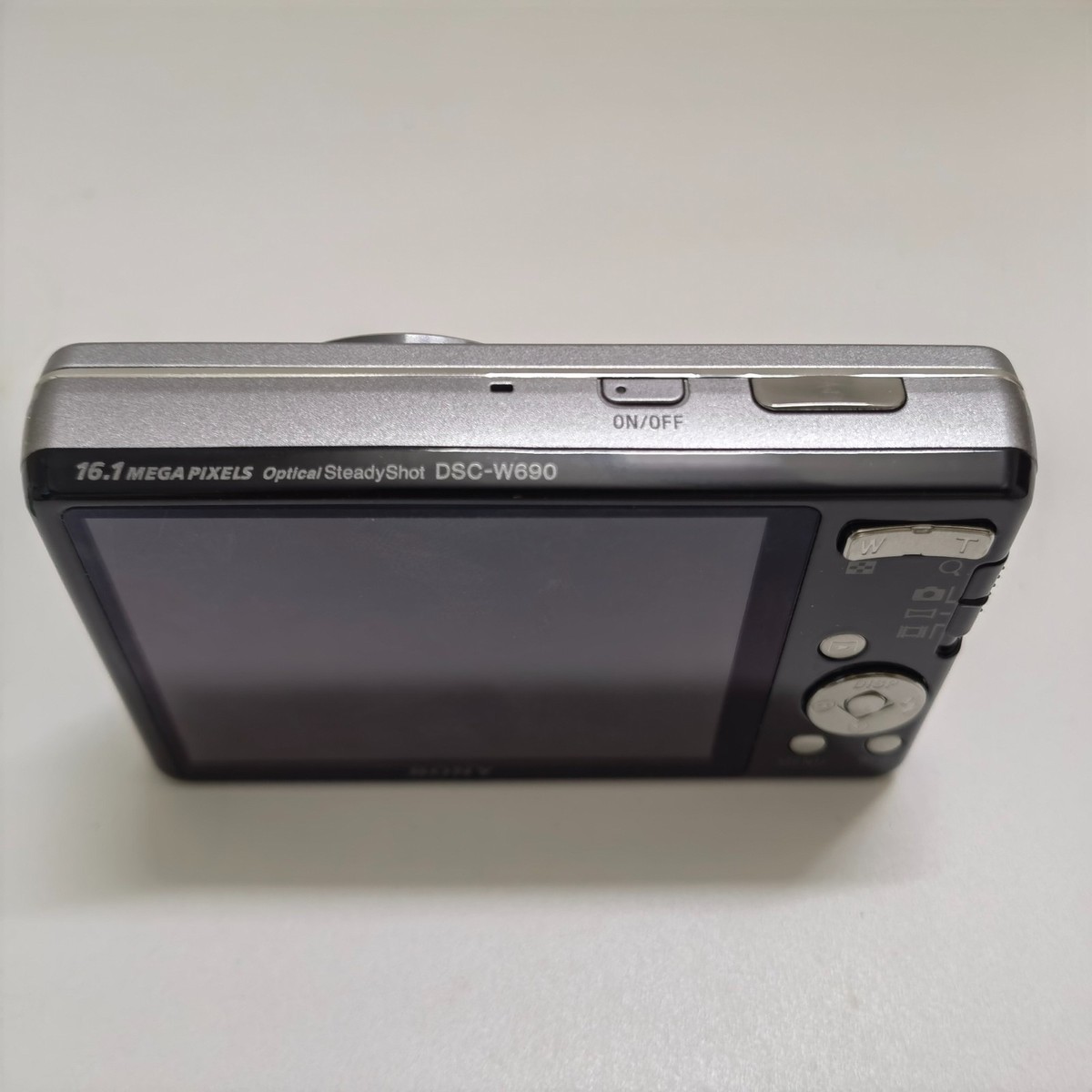 Sony Cyber-shot DSC-W690 16.1MP CCD Vintage Cam 10x Optical Zoom