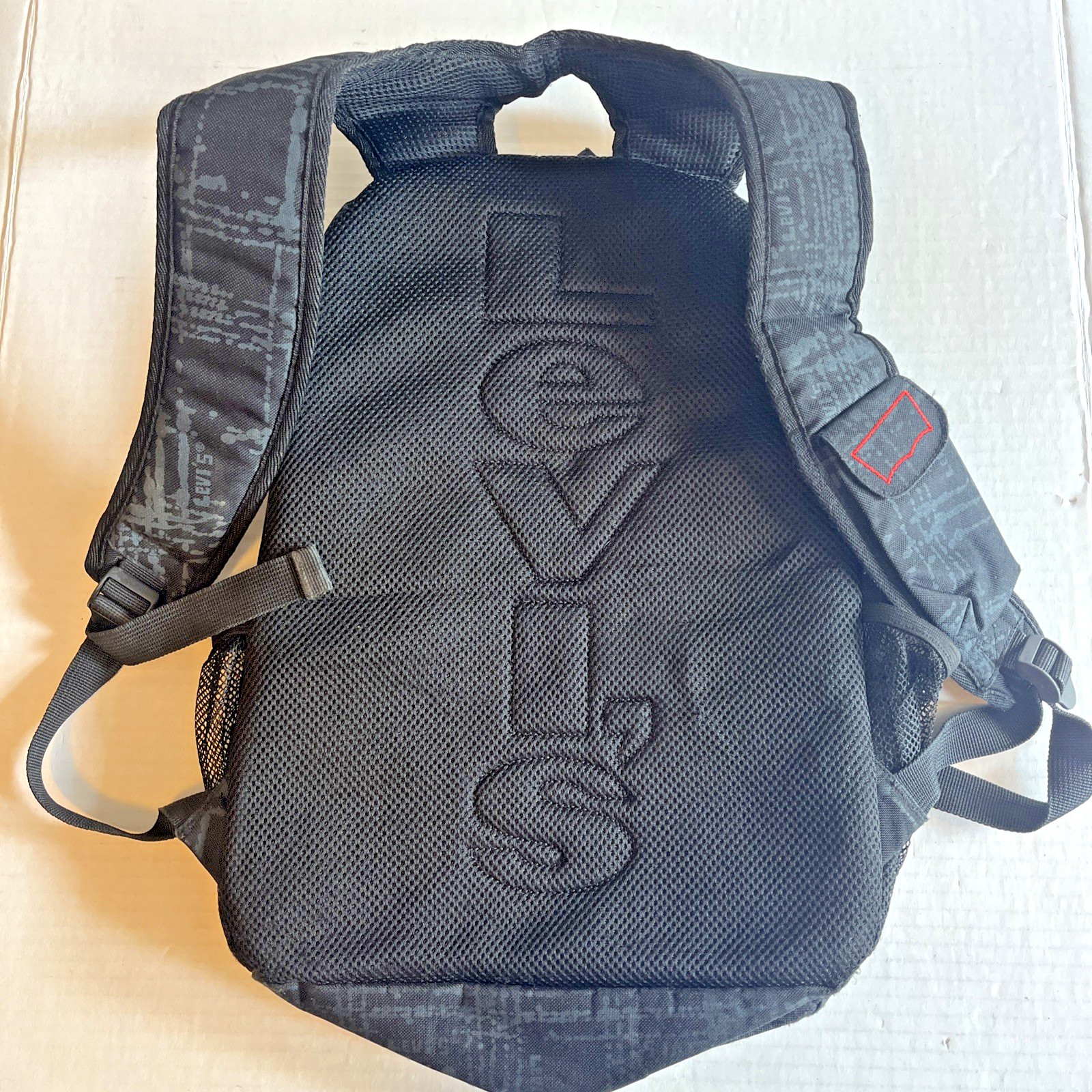 Levis Strauss Backpack Black Gray Pattern Red Log… - image 2