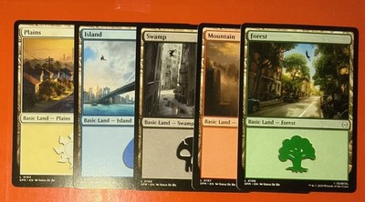 LAND PLAY SET: MTG: SPIDER-MAN,5 LANDS, UNPLAYED , REGULAR FINISH, NM, SPM,UNPL.