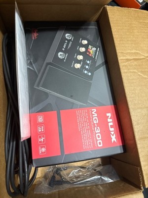 NUX MG-300 Modeling Guitar Processor and Multi-Effects Pedal