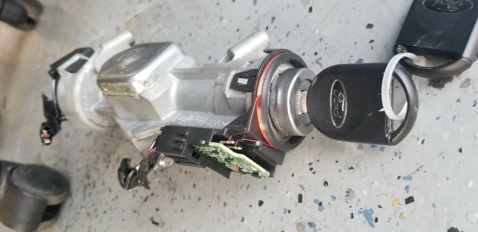 20-10 11 12 13 Ford Ignition Switch 3-Keys Mustang MyKey OEM AA83 3F880 A U3NFA - Image 4 of 4