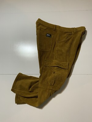 【YOURNUS】Mel Corduroy Crop Cargo Pants CORDUROY CARGO PANTS – Moderne Garments
