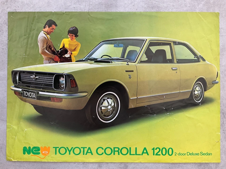 Toyota Corolla 1200 UK Market Car Sales Brochure - 1971 - Image 2 of 4