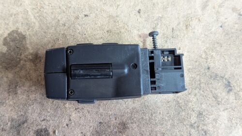 BOTONES DE VOLUMEN CONTROL AUDIO VAUXHALL VIVARO 344422020AG MK2 2014-2019 - Imagen 2 de 5