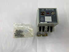 Allen-Bradley 700-RT00N000A1 Solid State Timing Relay Series B 110-120V 4-P 30A