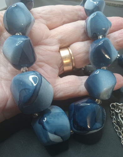 Blue Graduated Variegated Bead Necklace Marked "C" Tag 28-in 4-in Ext - Picture 2 of 5