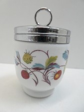 VINTAGE ROYAL WORCESTER STRAWBERRIES BUTTERFLY PORCELAIN EGG CODDLER COOKING POT