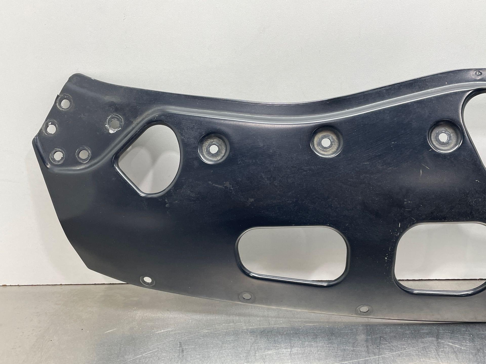 2005 BENTLEY TOP FRONT SLAM COVER TRIM PANEL BLACK OEM 3W8010402F